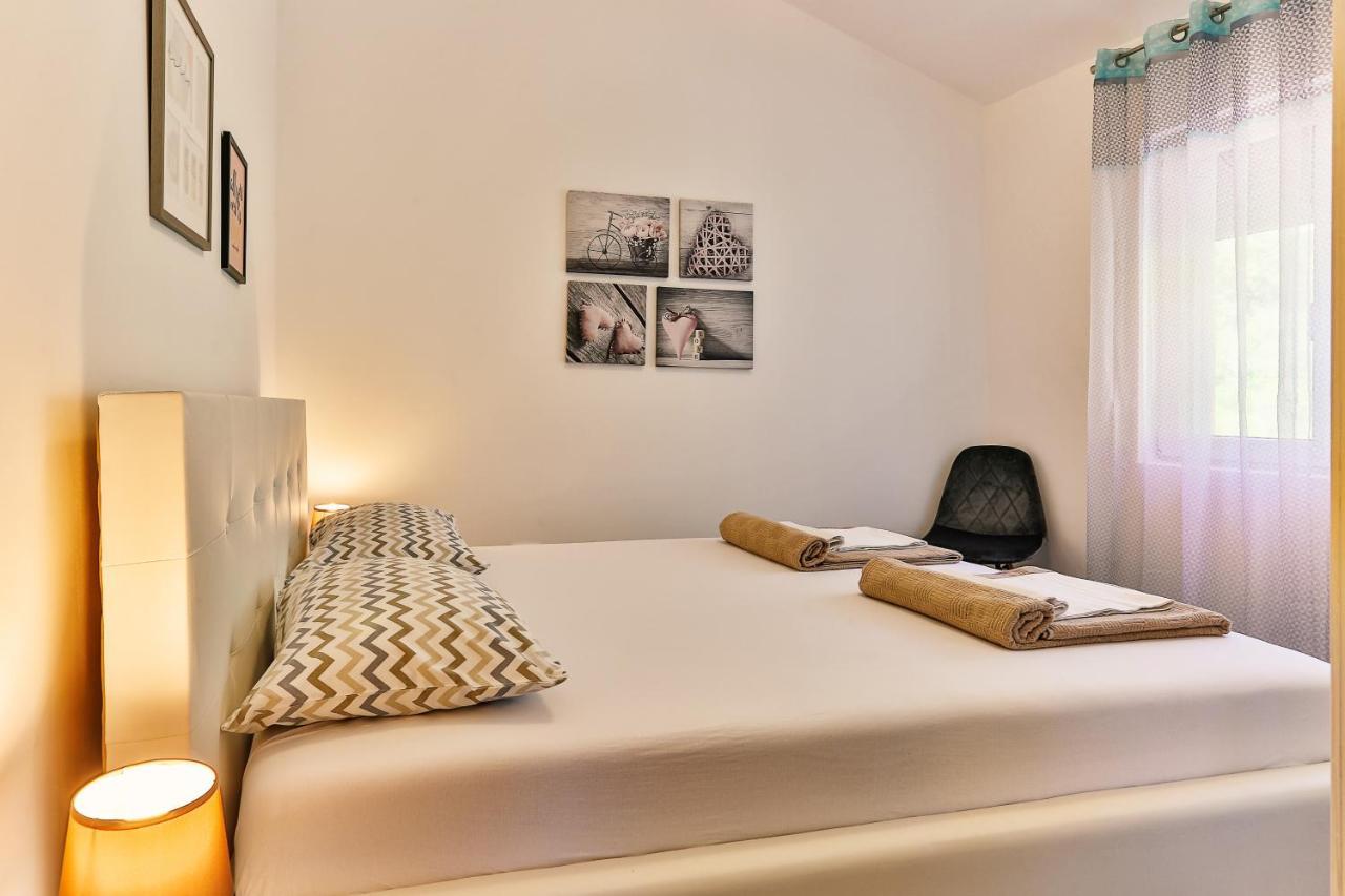 Apartmani Visum Светі-Стефан Екстер'єр фото